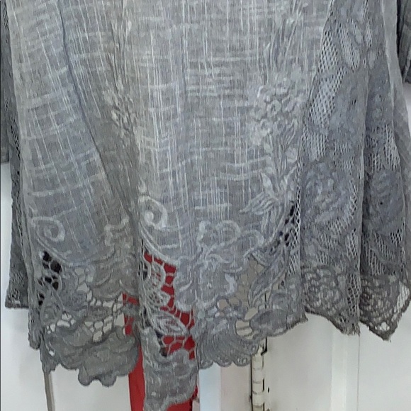 KAKTUS•MIXED MEDIA TUNIC - Picture 2 of 10
